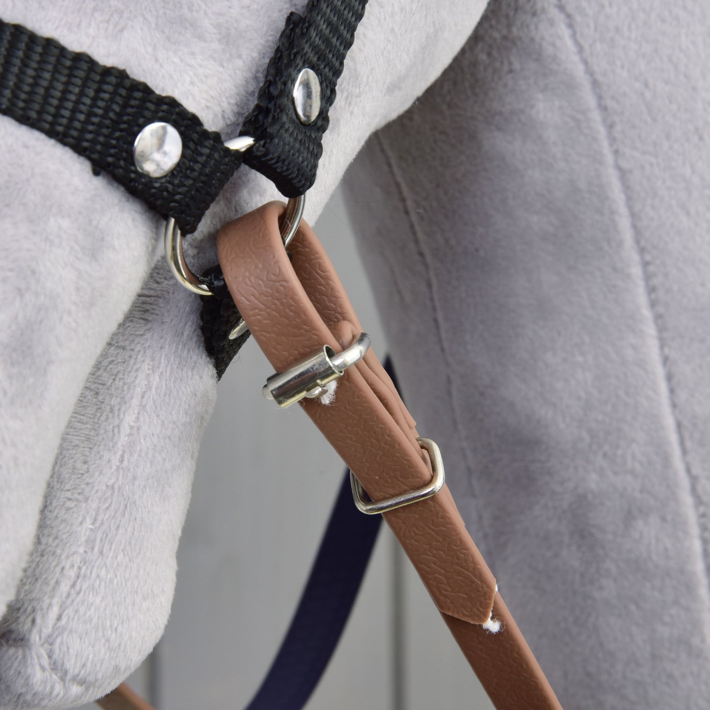 Rênes caoutchoutées marron violet