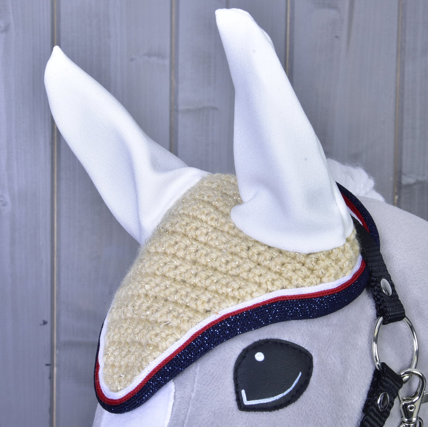 Bonnet d’oreilles au crochet Nicol