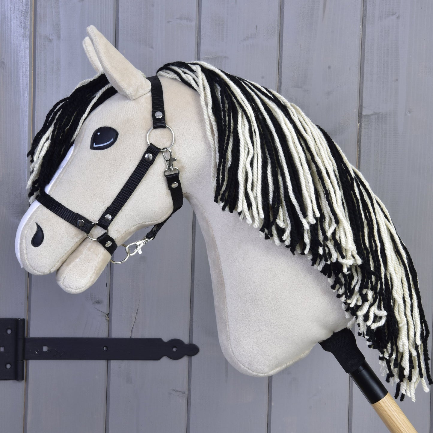 Hobby Horse Aurora avec licol noir