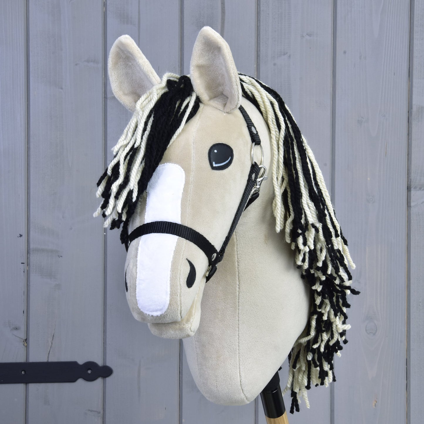 Hobby Horse Aurora avec licol noir