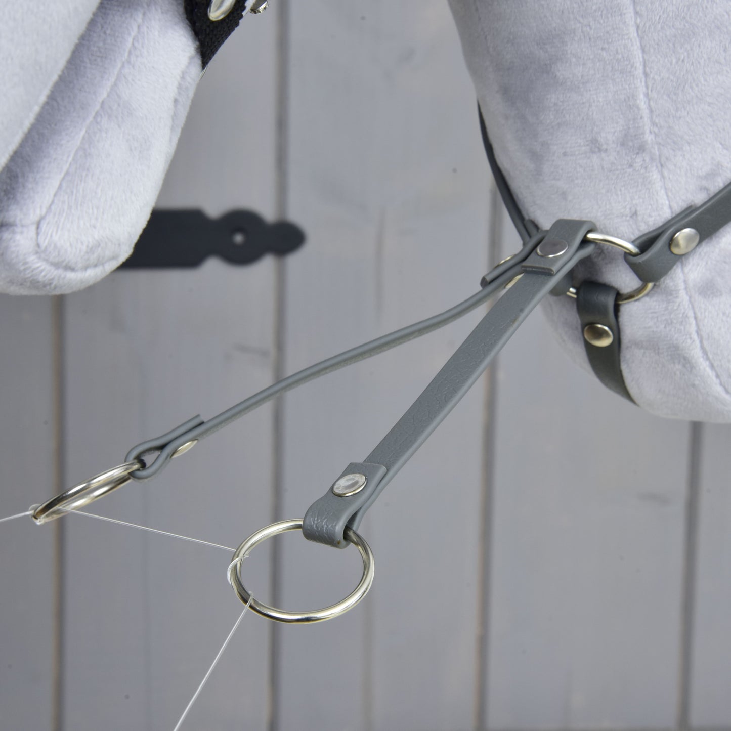 Martingale gris foncé