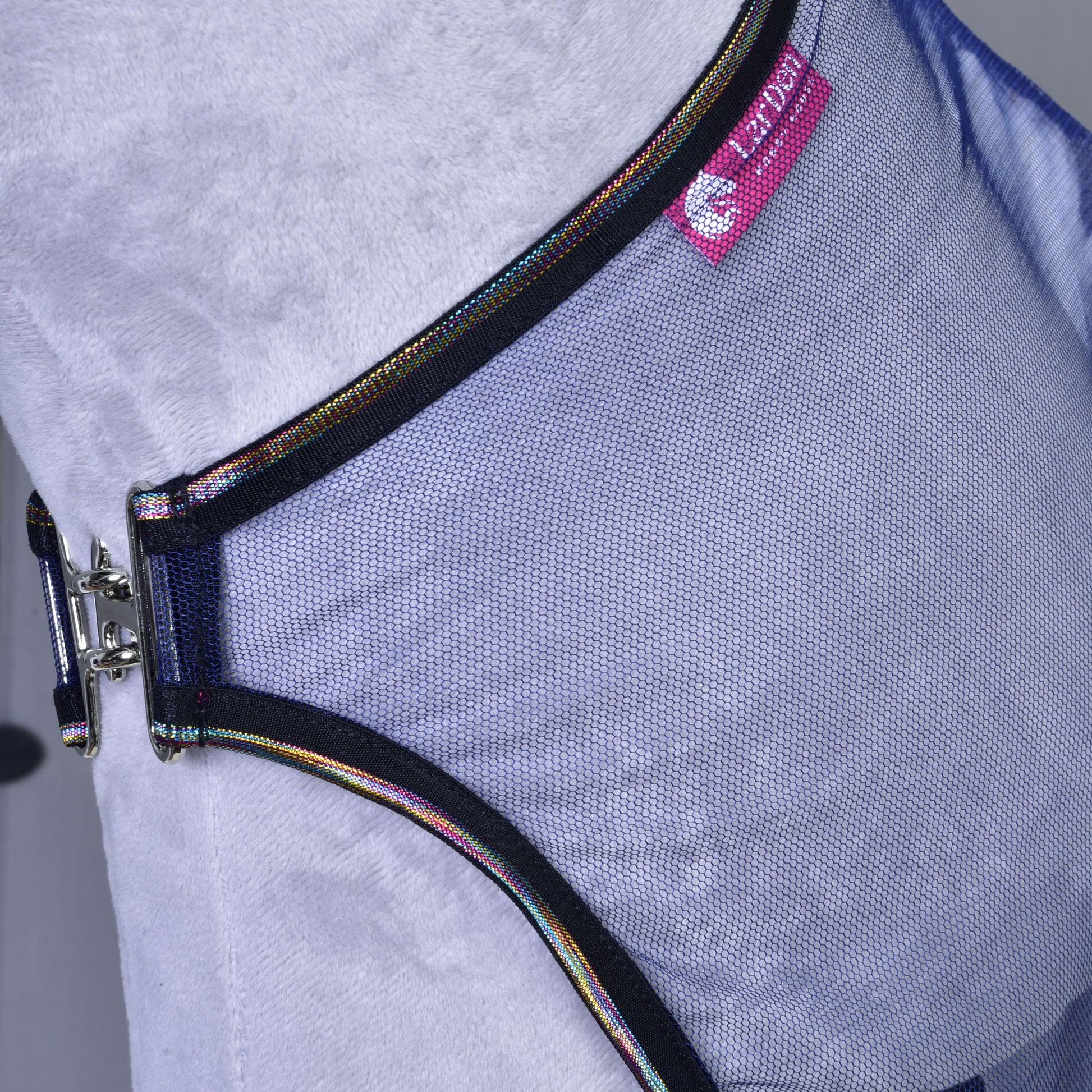 Couverture anti-insectes LarDen