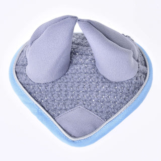 Bonnet d’oreilles gris en crochet