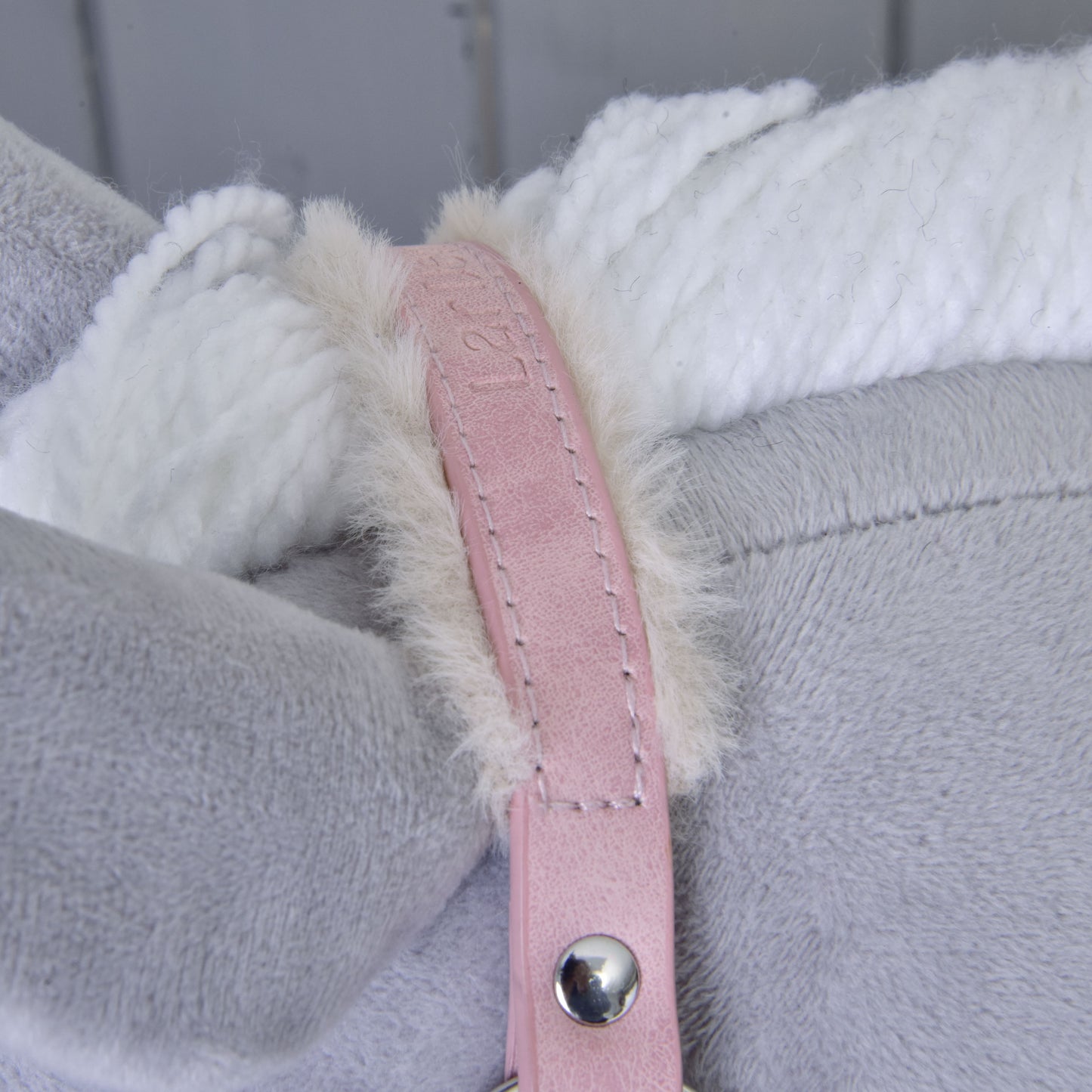 Halter with fur - leatherette Mullbery