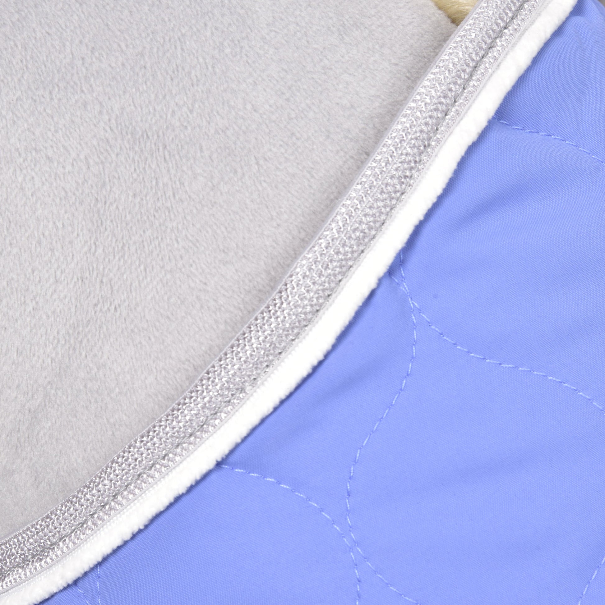 Couverture légère violette