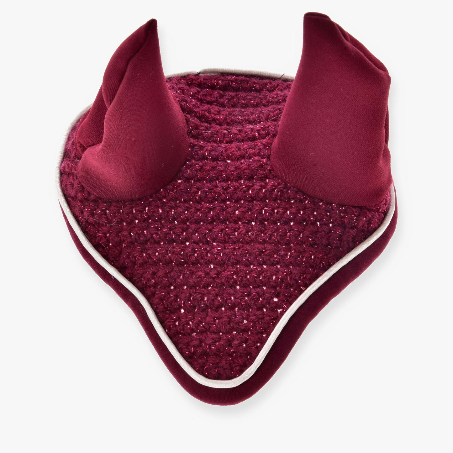 Bonnet d’oreilles en crochet Lux Bordeaux de Hobby Horse LarDen, avec deux couvre-oreilles pointus et une bordure blanche, offrant une protection contre les insectes pour les Hobby Horses. Présenté sur fond blanc.