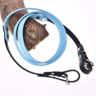 Rênes caoutchoutées bleu clair