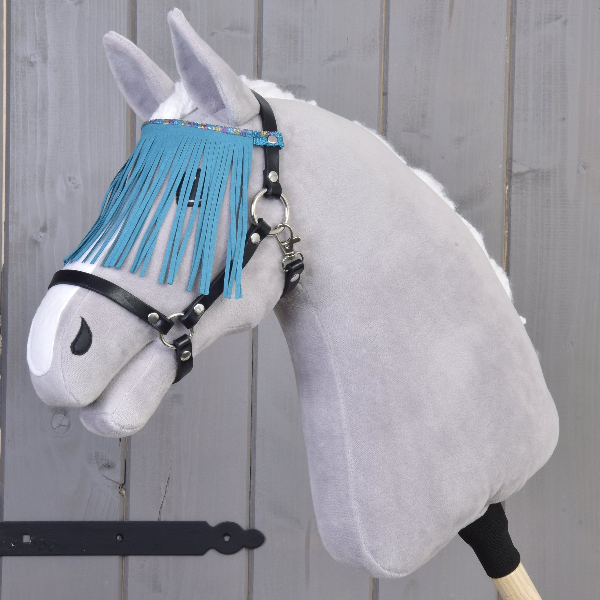 Licol noir avec franges turquoise