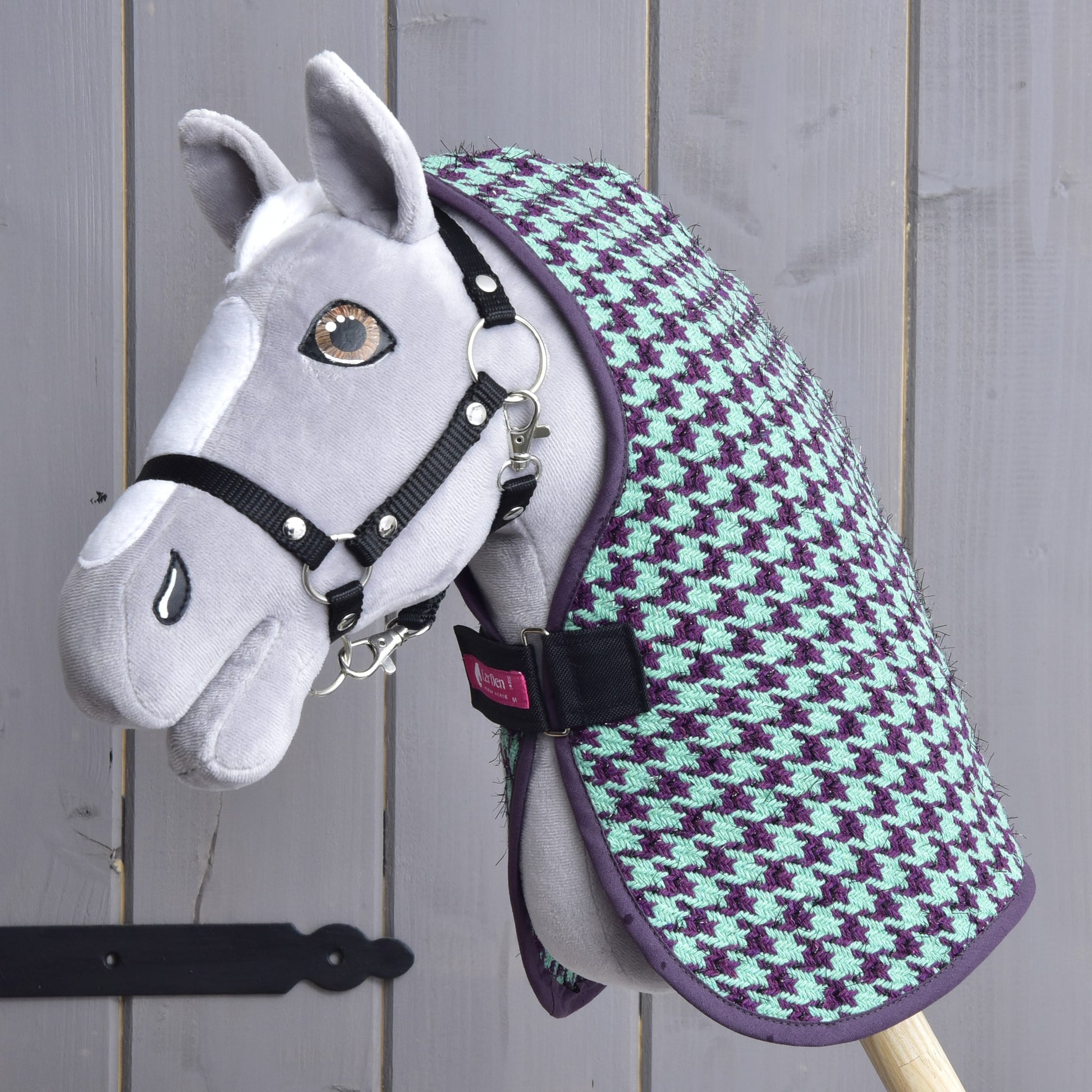 Stable Blanket Green