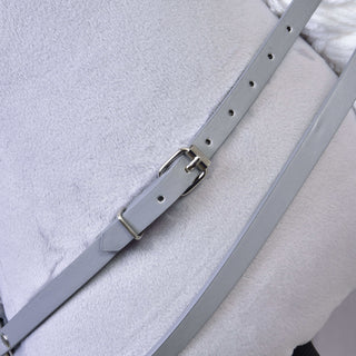 Ensemble gris en similicuir - bride, rênes et martingale